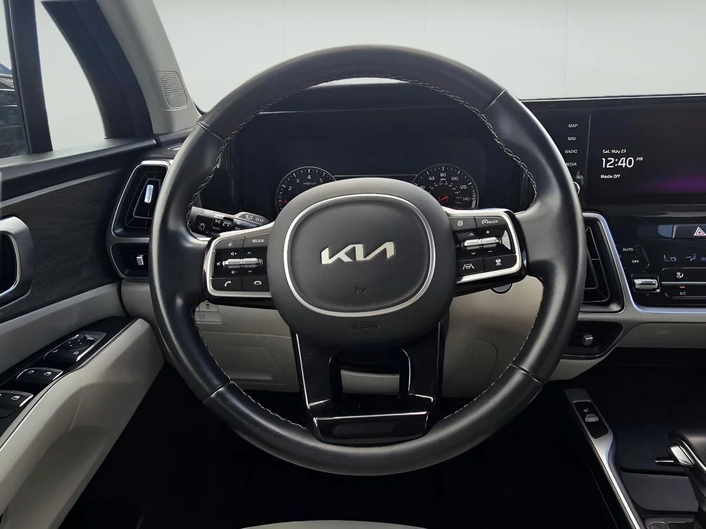 Used 2022 Passion Red Tintcoat Kia EX image 25