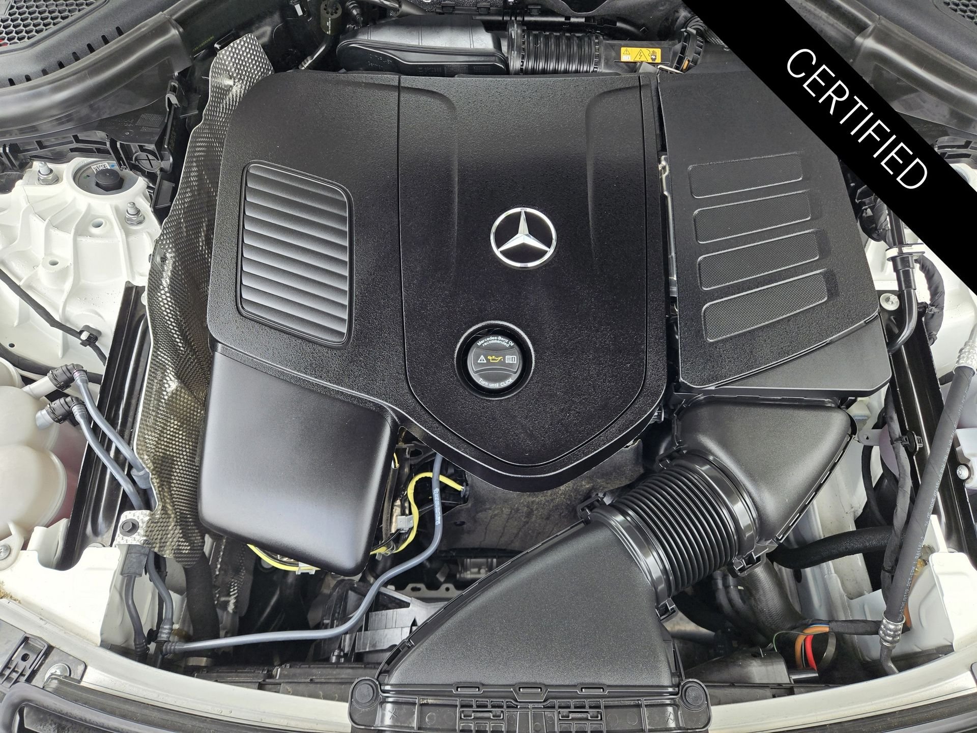 Certified Used 2026 Polar White Mercedes-Benz GLC 300 image 30