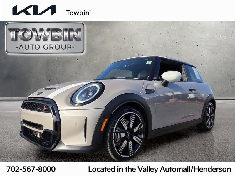 2023 MINI Cooper Cooper S 3 Door's photo