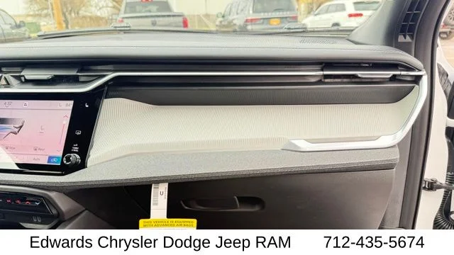 New 2026 White Jeep Laredo image 34