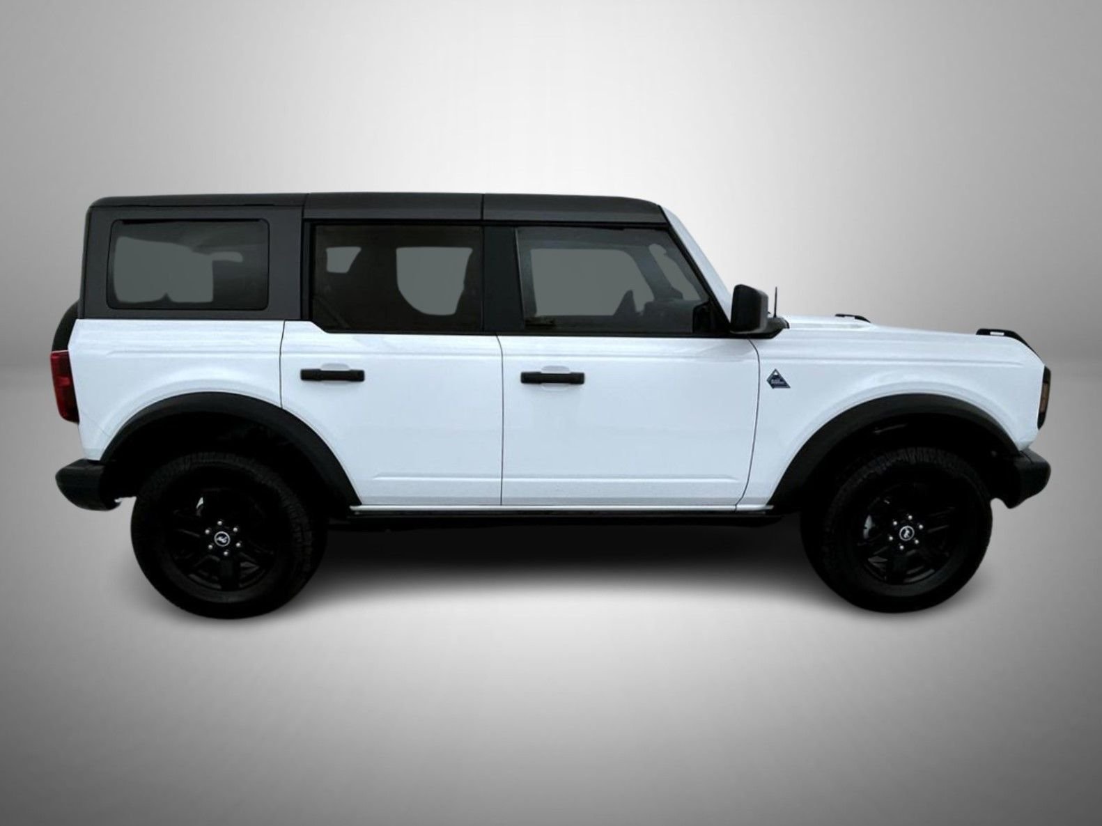 Used 2024 White Ford Black Diamond image 4
