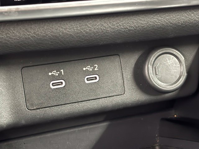 Used 2025 Gray Nissan SV image 32
