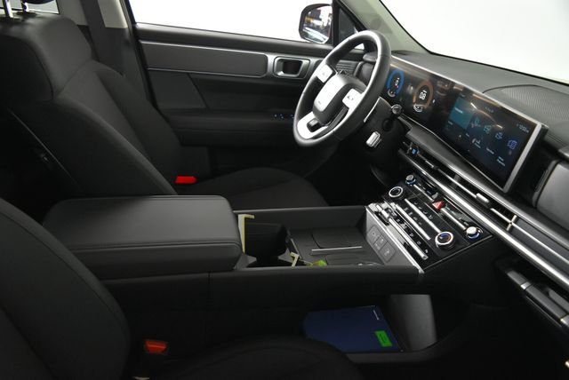 New 2027 Gray Hyundai SE AWD image 33