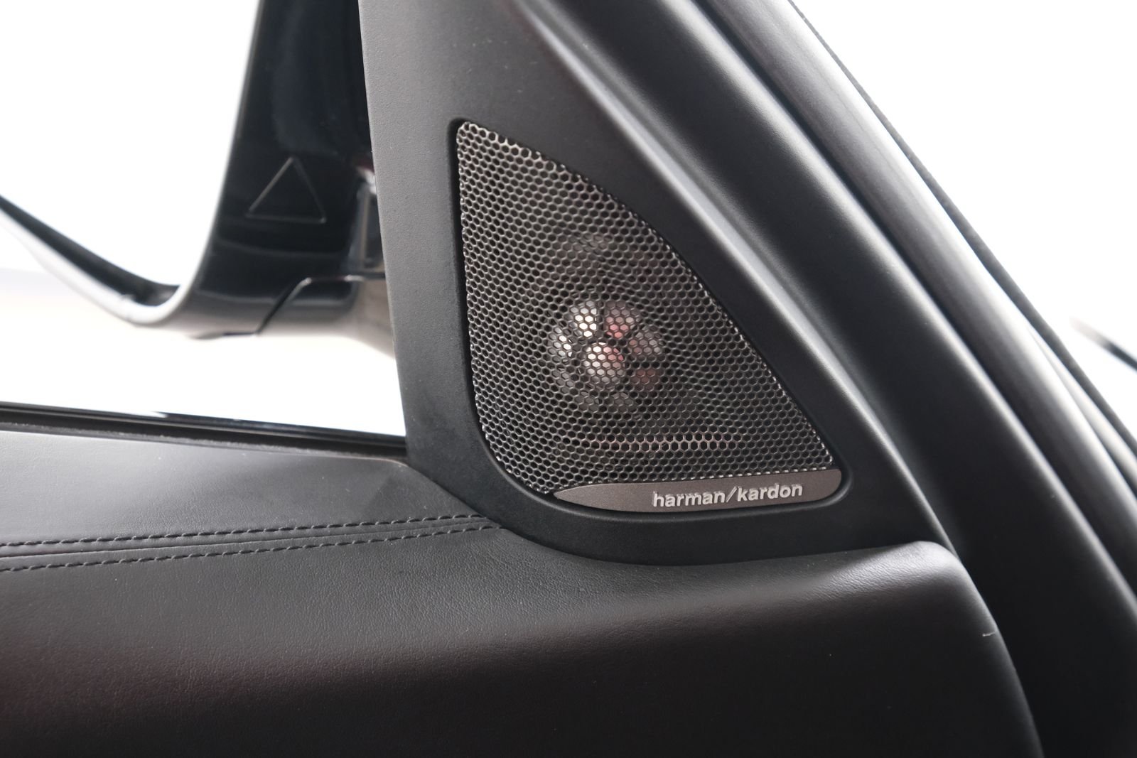 Used 2016 Mineral Gray Metallic BMW Base image 29