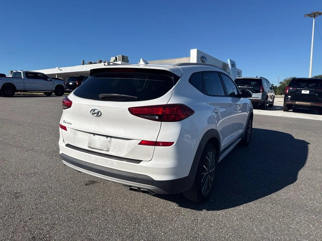 Used 2020 White Hyundai SEL image 2