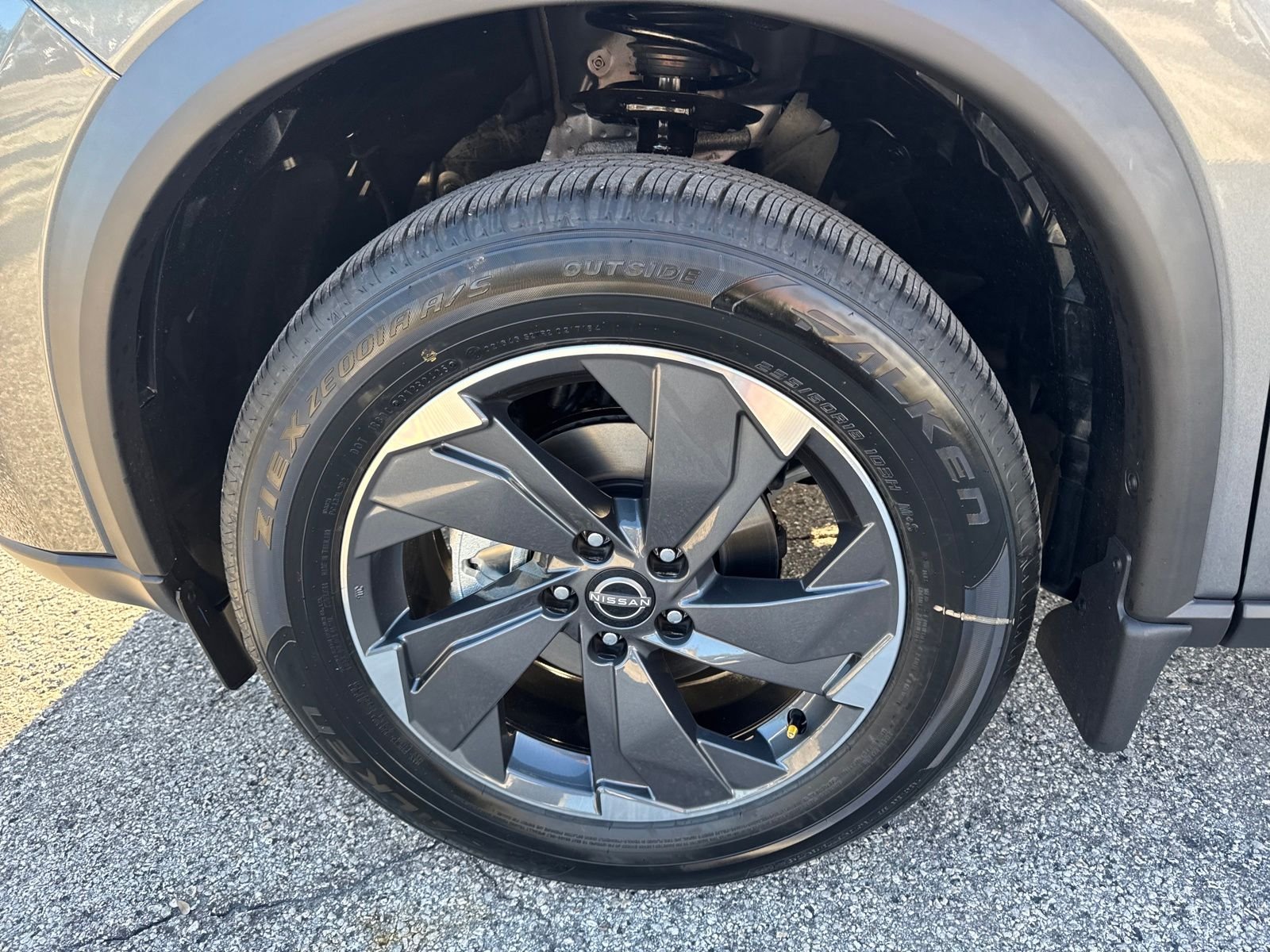 New 2026 Nissan Rogue SV 4D Sport Utility