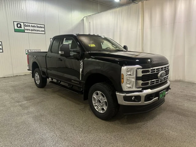 2026 Ford Super Duty F-350 SRW F-350® XLT