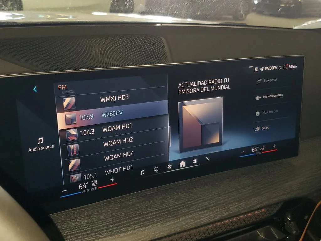 New 2026 Alpine White BMW 330i image 21