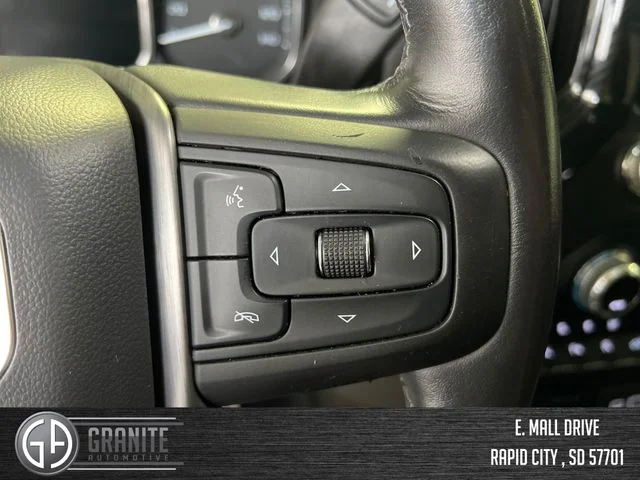Used 2020 White GMC Denali image 34