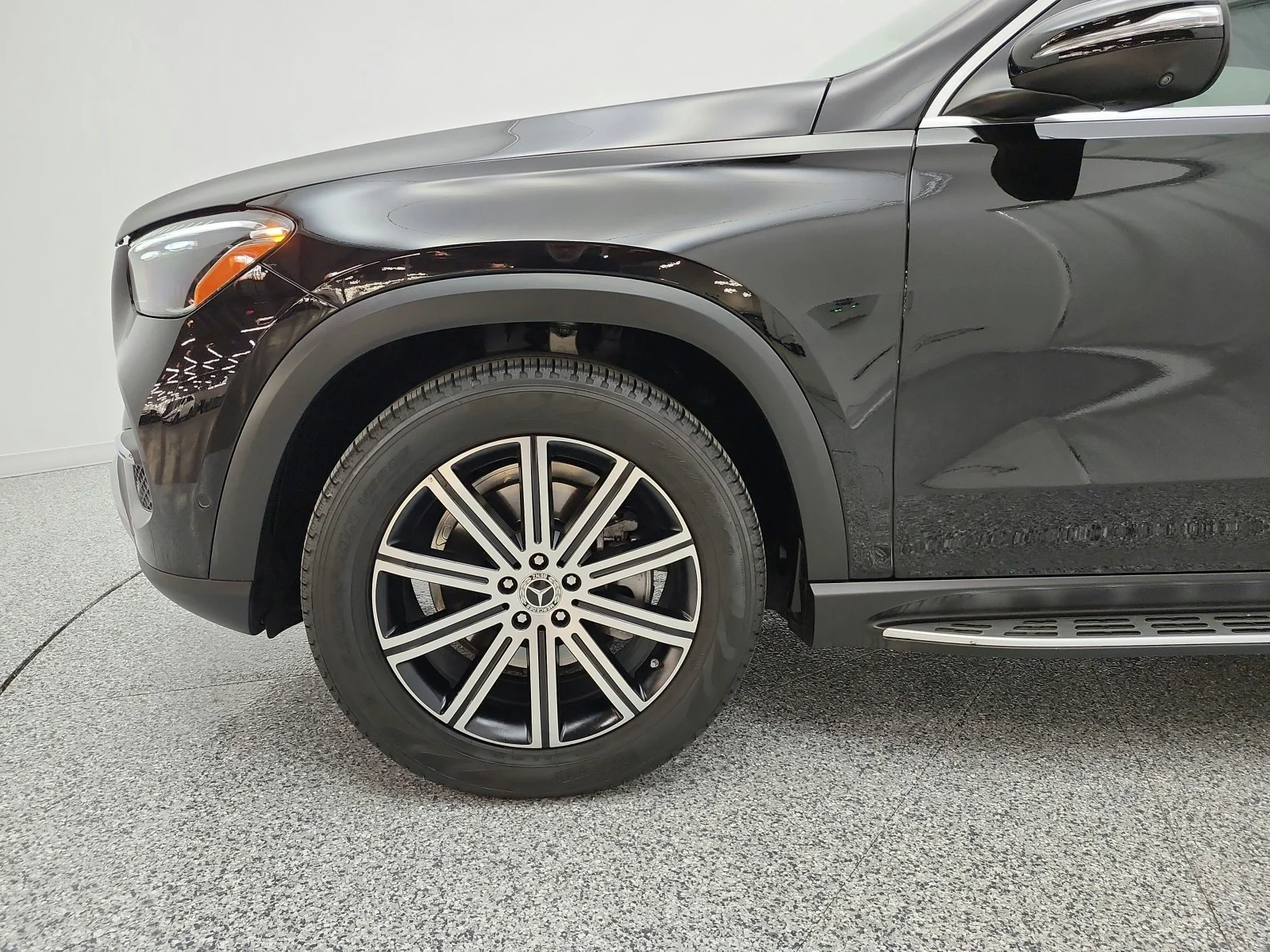 Certified Used 2024 Black Mercedes-Benz GLE 350 4MATIC® SUV image 22
