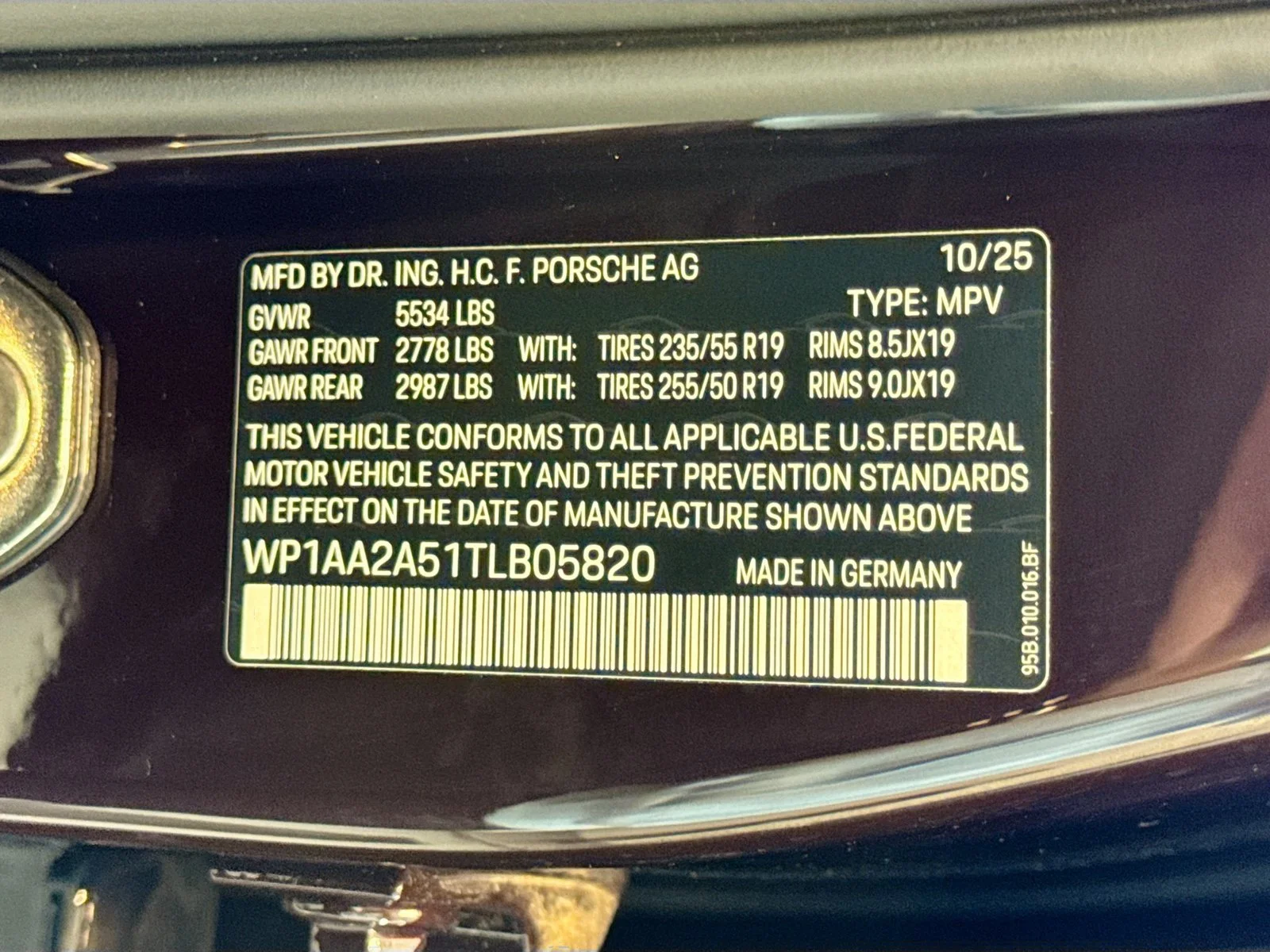 Used 2026 Copper Ruby Metallic Porsche  image 27