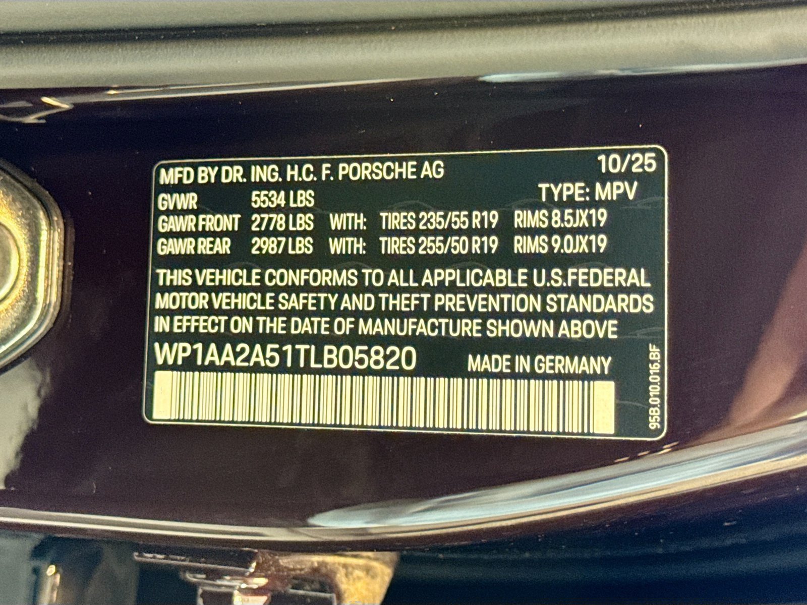 Used 2026 Copper Ruby Metallic Porsche  image 27