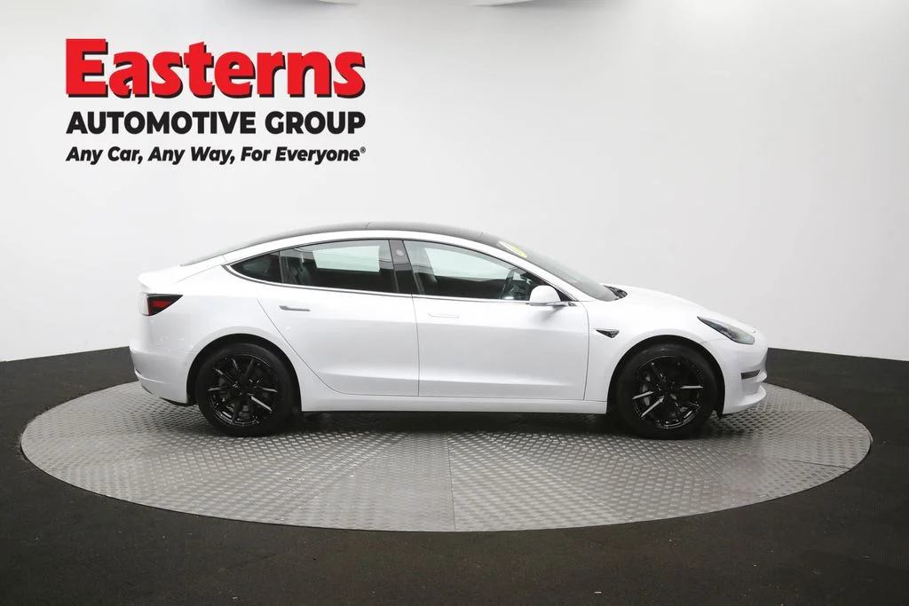 Used 2019 White Tesla Standard Range Plus image 41