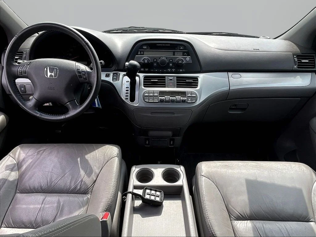 Used 2010 Polished Metal Metallic Honda EX-L image 9