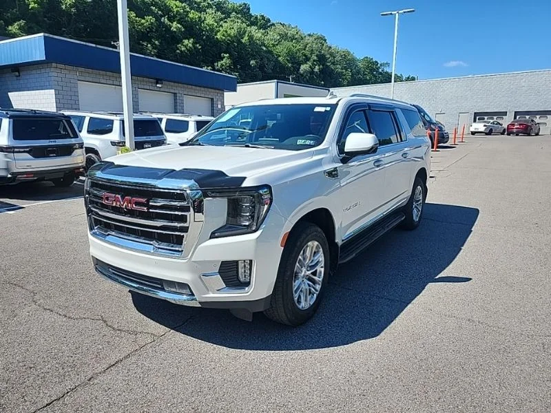 Used 2022 White GMC SLT image 3