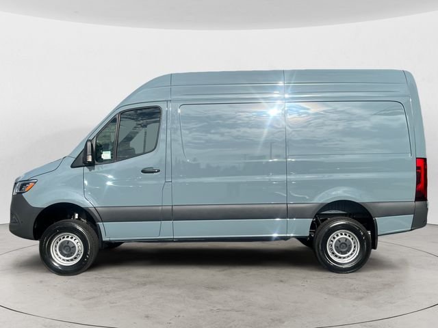 New 2026  Mercedes-Benz Cargo 144 WB image 2