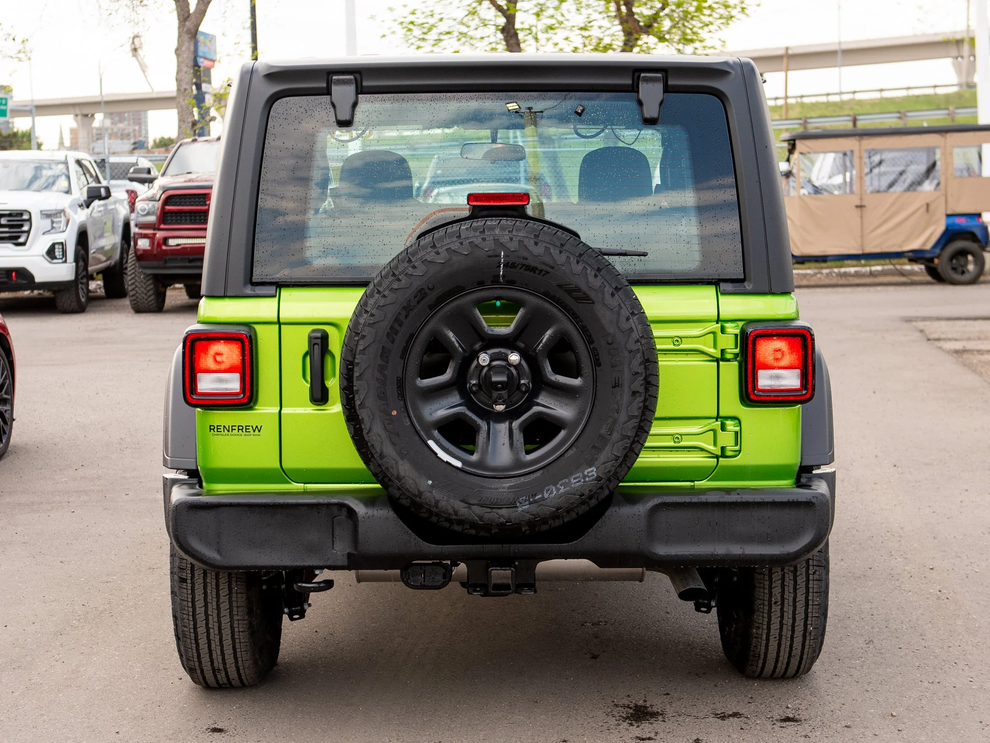 Certified Used 2026 mojito Jeep Sport * No Accidents | Backup Camera | Trailer Tow | Apple CarPlay | Trail Ready image 14