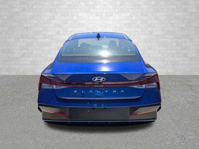 2025 Hyundai Elantra SEL - Photo 29