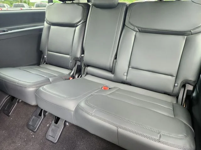 New 2026 Star White Metallic Tri-Coat Ford MAX Active image 30
