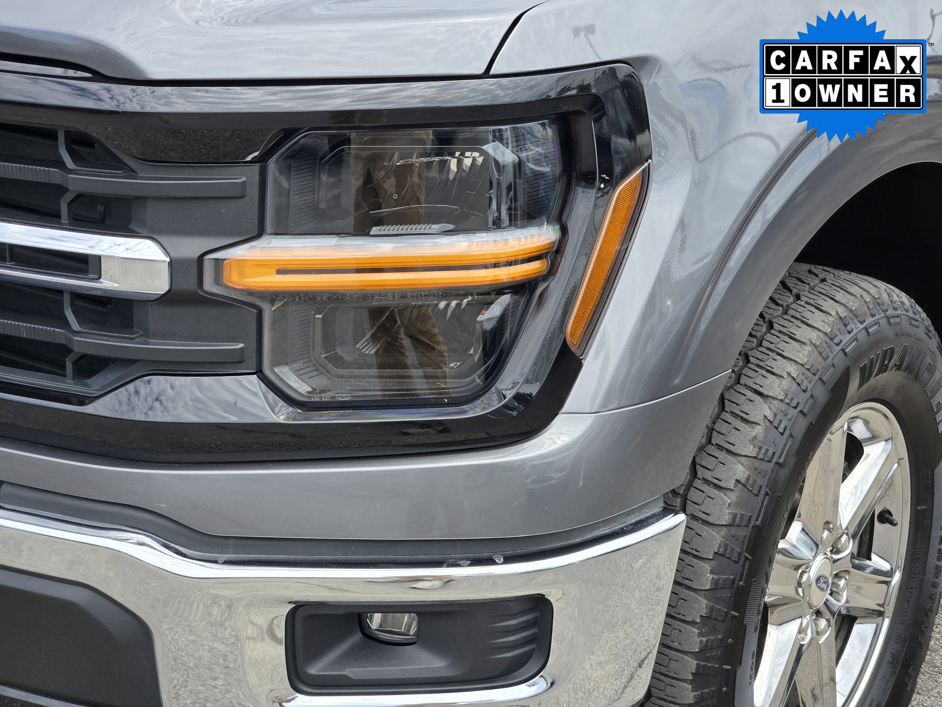 Used 2025 Gray Metallic Ford XLT image 8