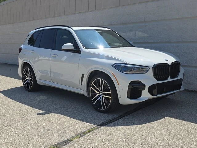 Used 2023 White BMW M50i image 14