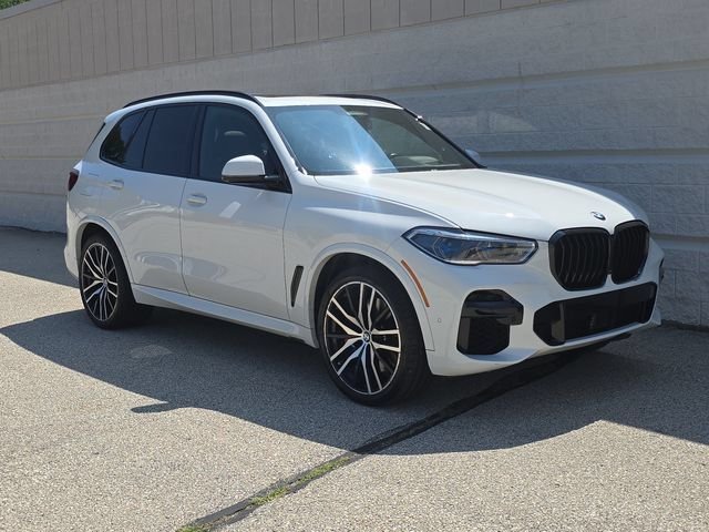 Used 2023 White BMW M50i image 14