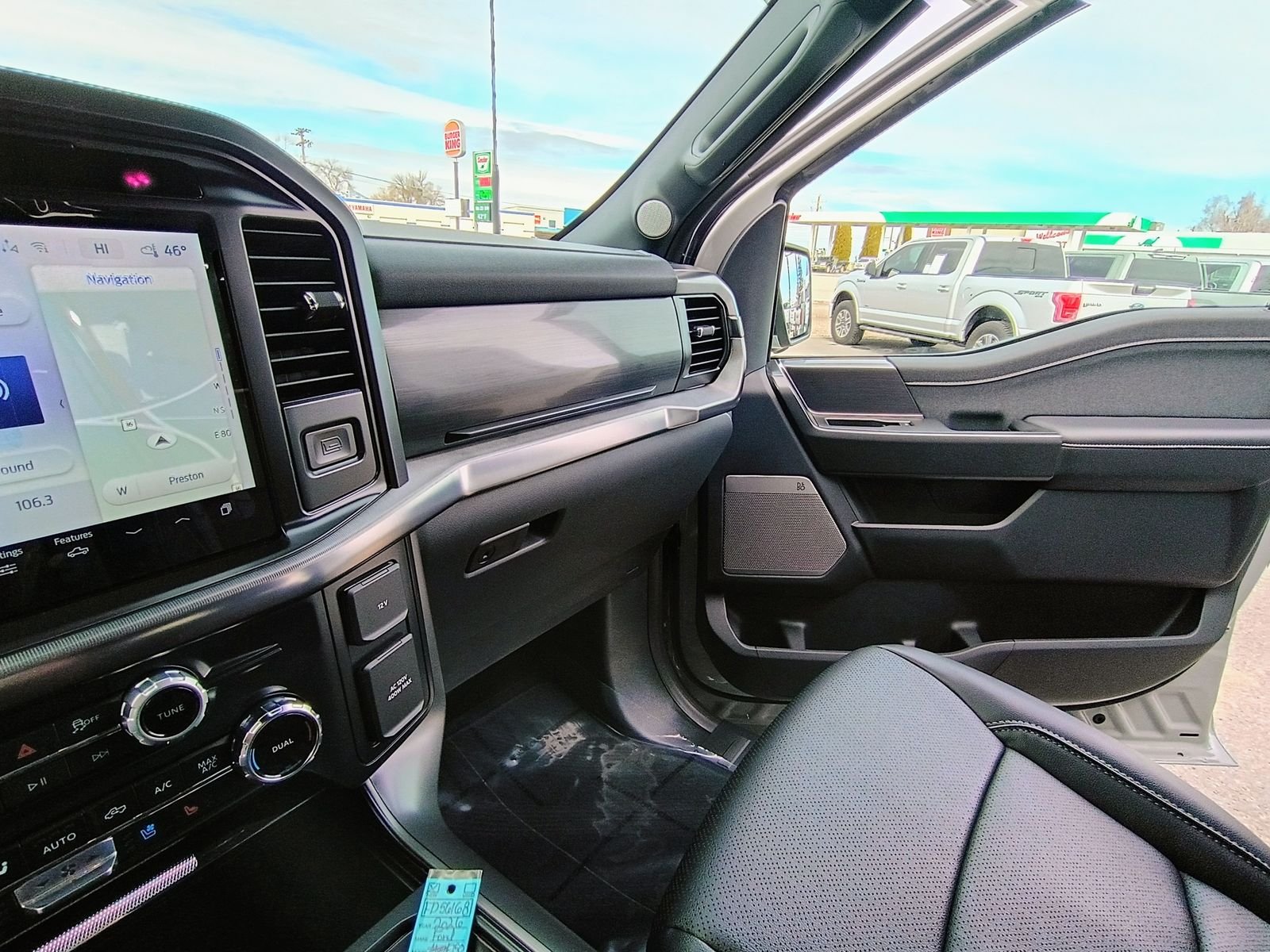New 2026 Avalanche Ford Lariat® image 18