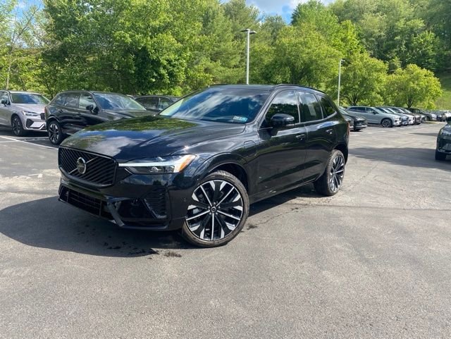 2026 Volvo XC60 T8 Ultra Dark AWD's photo