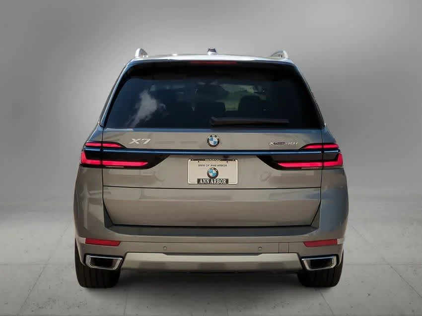 2026 BMW X7 40i - Photo 7