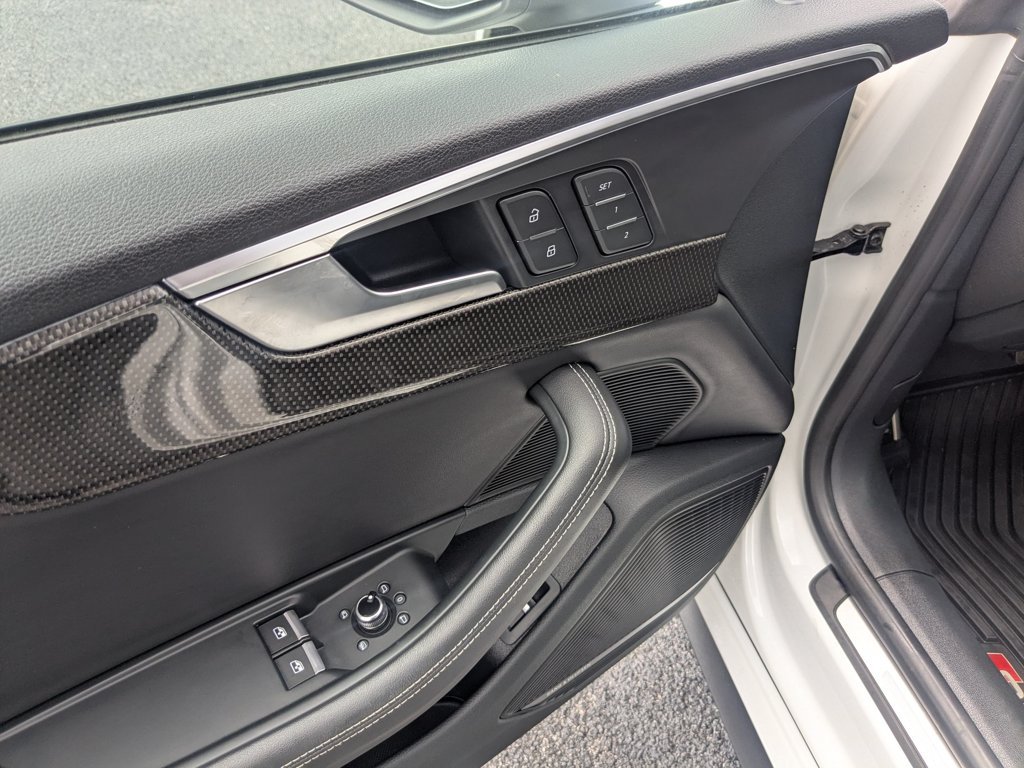 Used 2019  Audi Prestige image 12