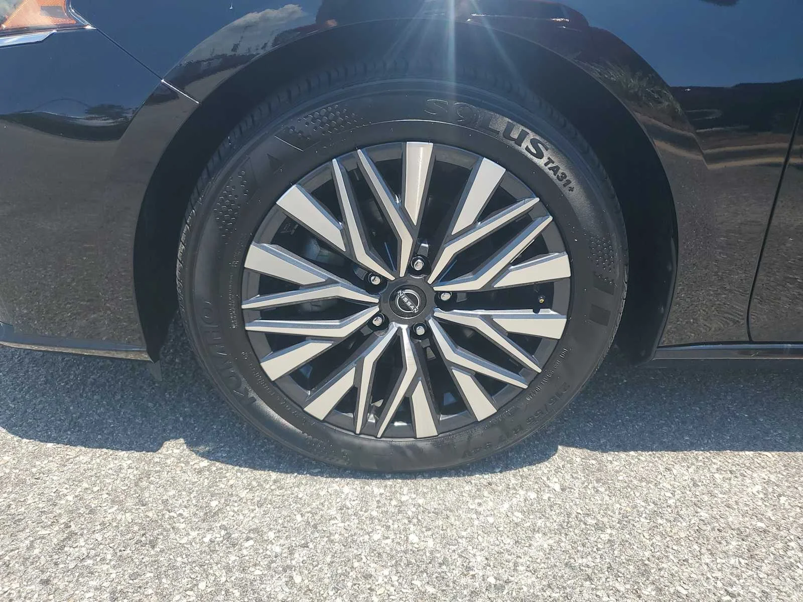Used 2025 Black Nissan SV image 10