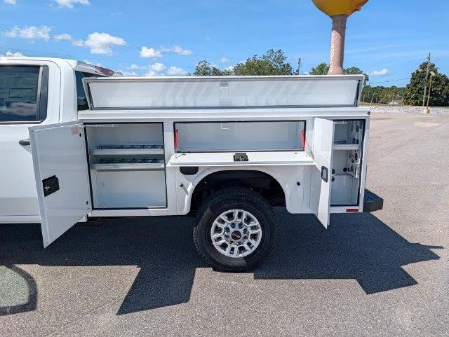 New 2026 Summit White GMC Pro image 24