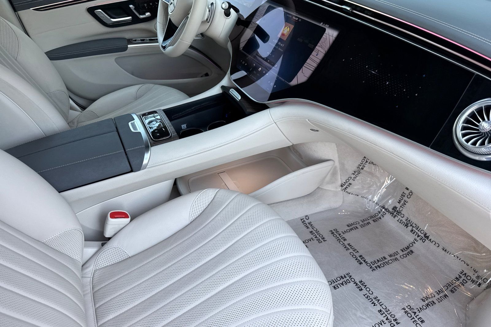 Certified Used 2024 White Mercedes-Benz 450 image 12