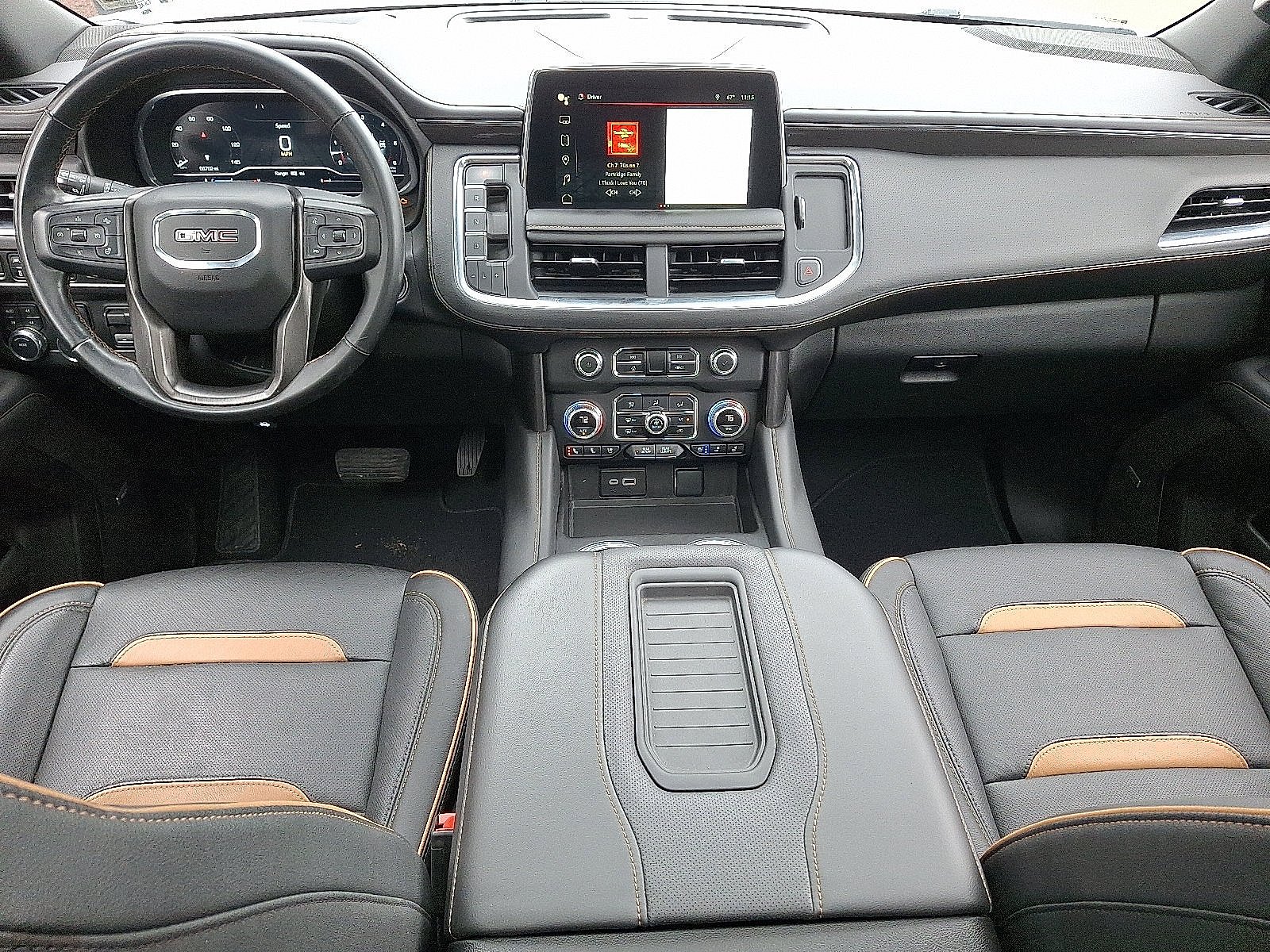 Used 2023 White Frost Tricoat GMC AT4 image 11