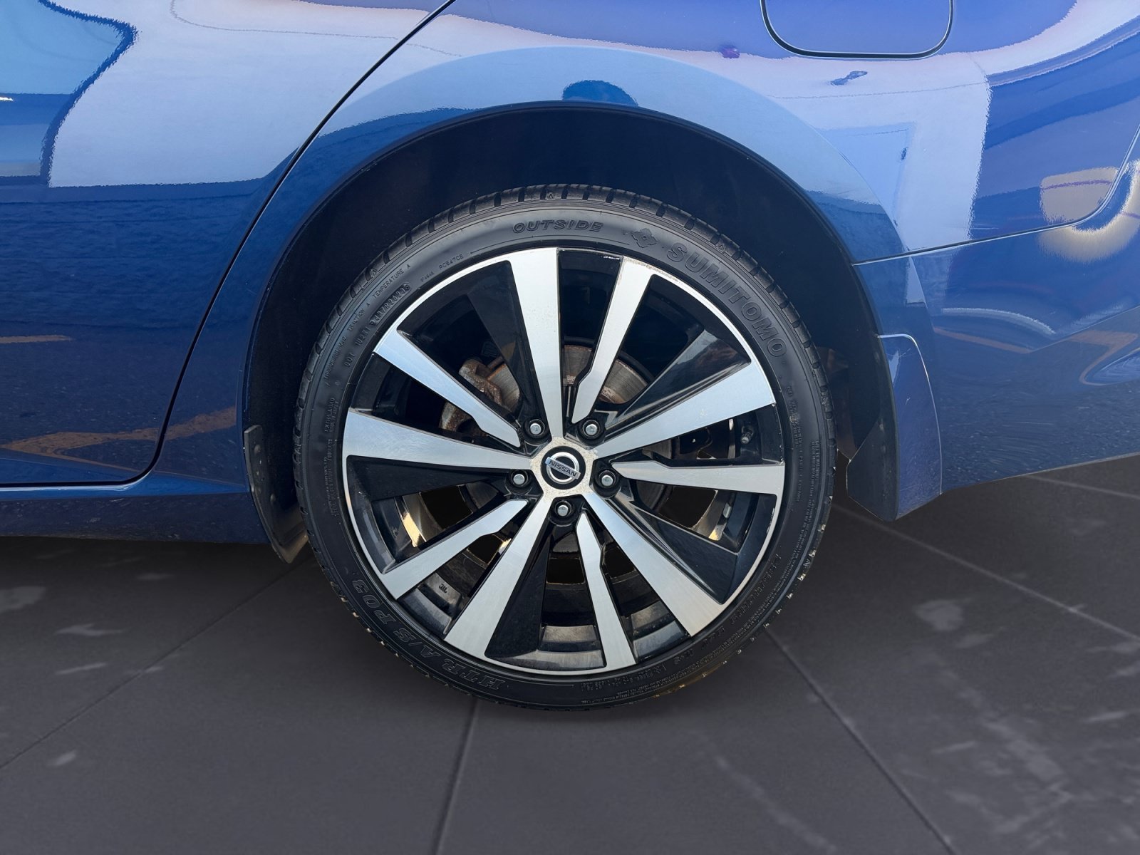 Used 2020 Deep Blue Pearl Nissan 2.5 SR image 47