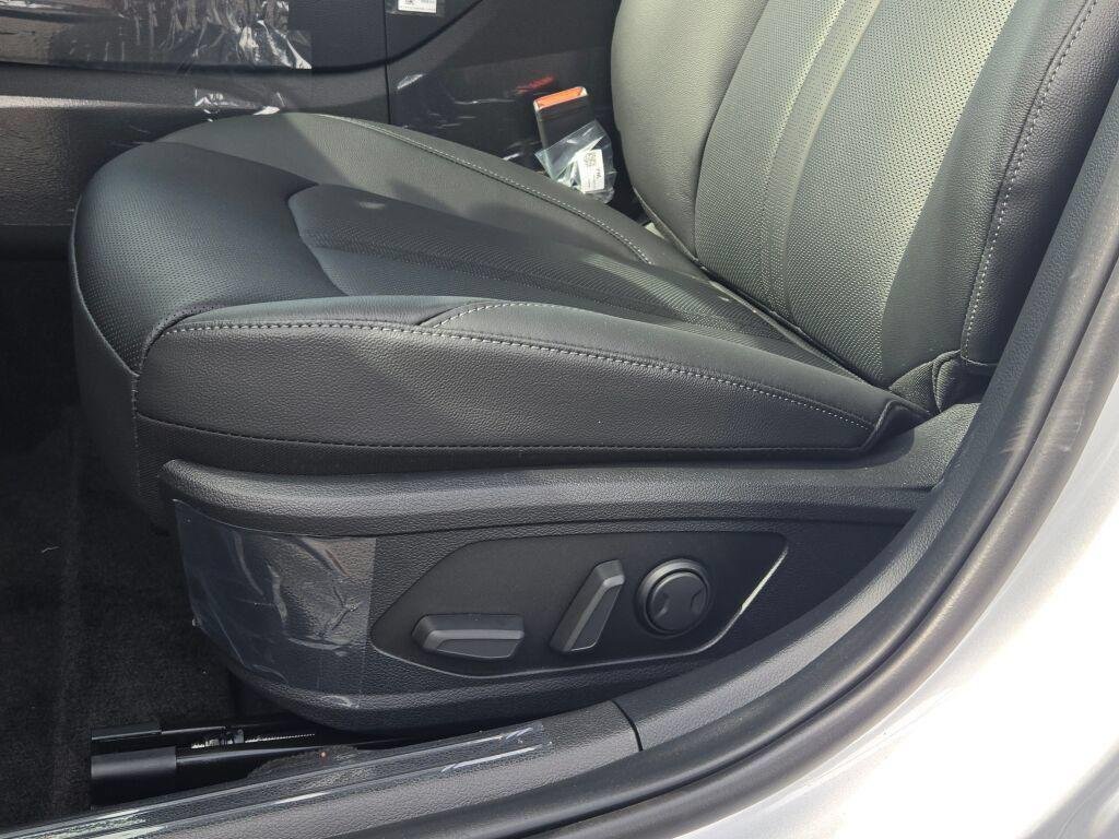 2025 Hyundai Sonata Hybrid Limited - Photo 24
