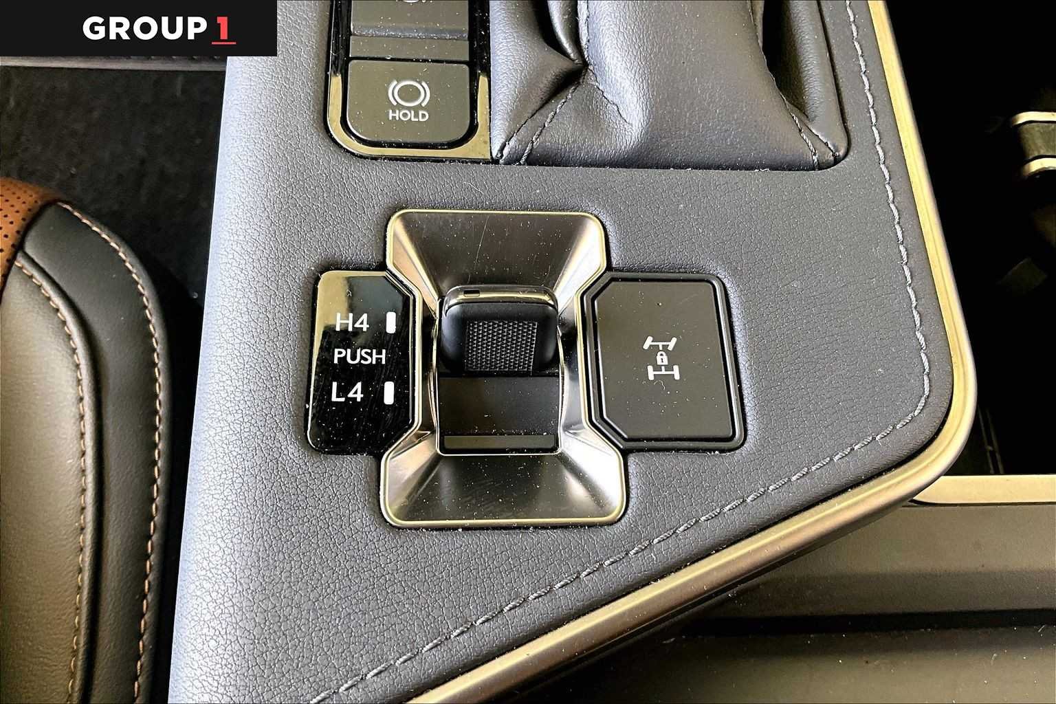 Used 2024 Nightfall Mica Lexus Premium+ image 32