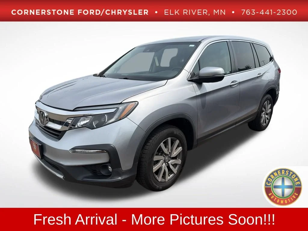 Certified Used 2021 Silver Honda EX image 1