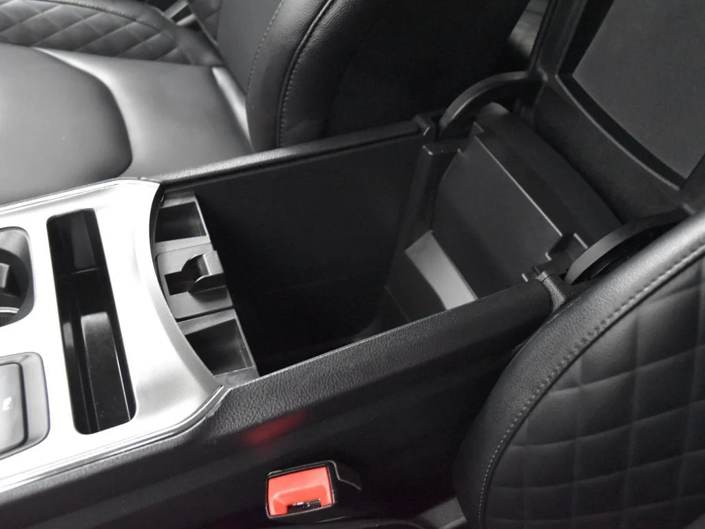 2024 Ford Edge Titanium - Photo 18