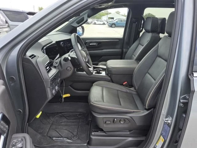 Certified Used 2025 Gray Chevrolet Premier image 12