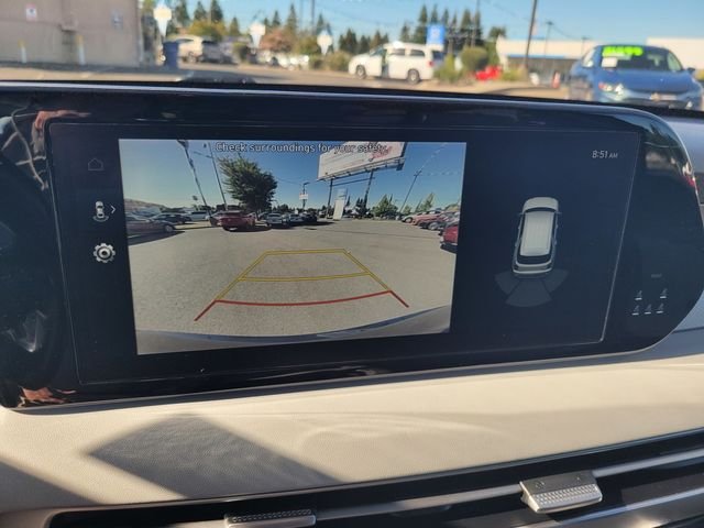 Used 2024 White Hyundai SEL image 21