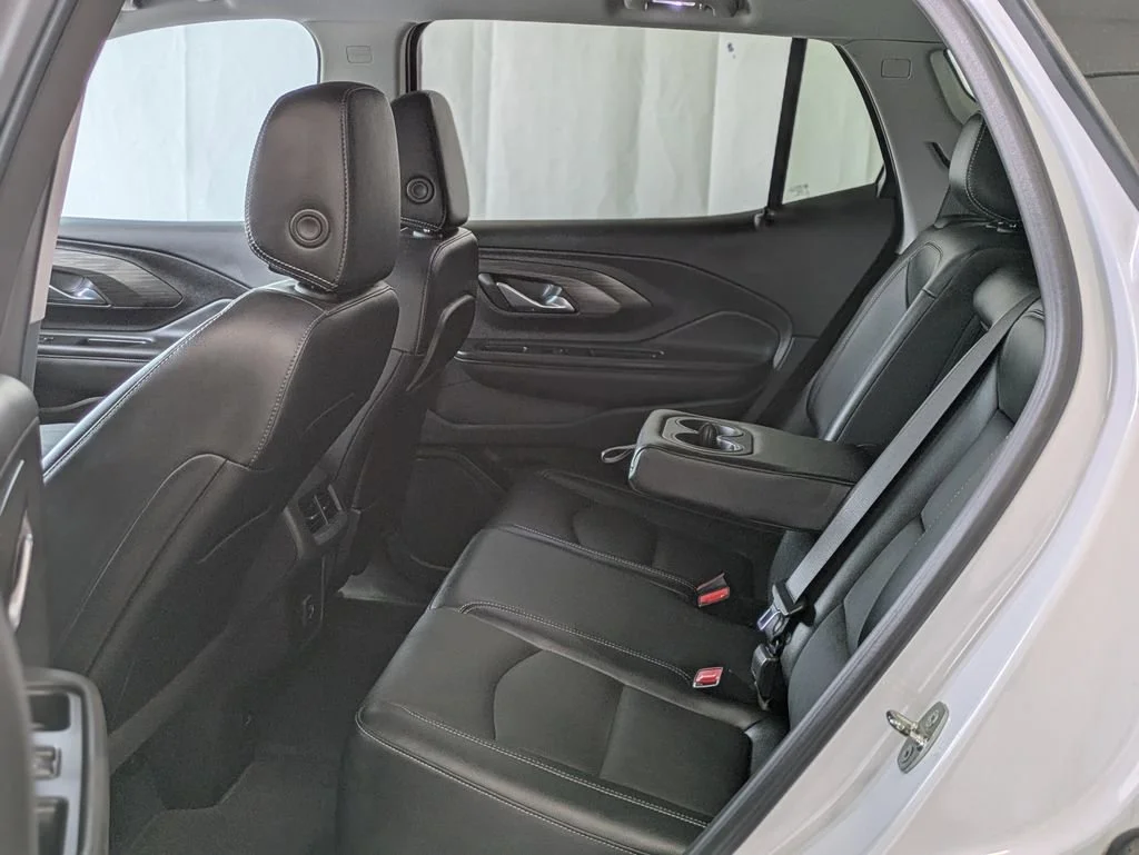 Used 2023 Summit White GMC SLT image 12