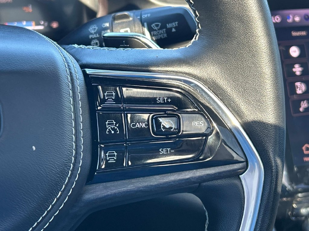 Used 2022 White Jeep Overland image 26
