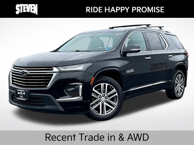 Used 2023 Black Chevrolet High Country image 3