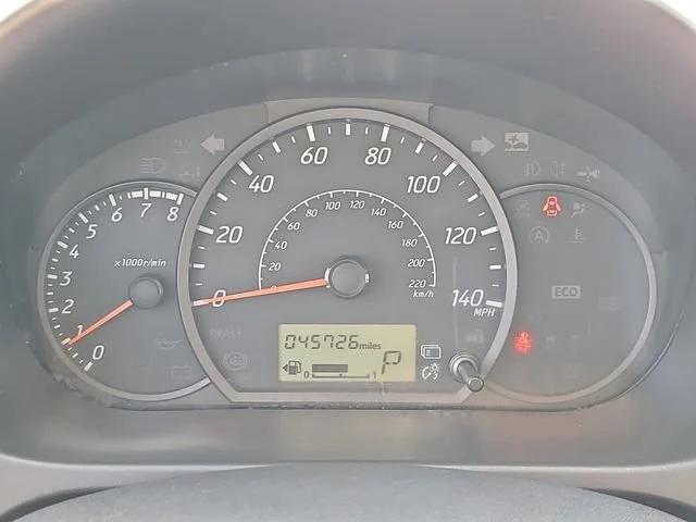 Used 2024 Gray Mitsubishi ES image 21