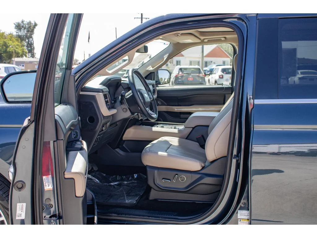 Used 2024 Stone Blue Metallic Ford Limited image 30
