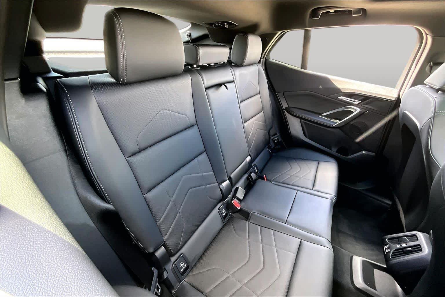 Used 2026 Skyscraper Grey Metallic BMW xDrive28i image 18