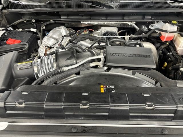 Used 2024 White Chevrolet LT image 24