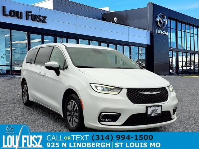 2023 Chrysler Pacifica Hybrid Touring L