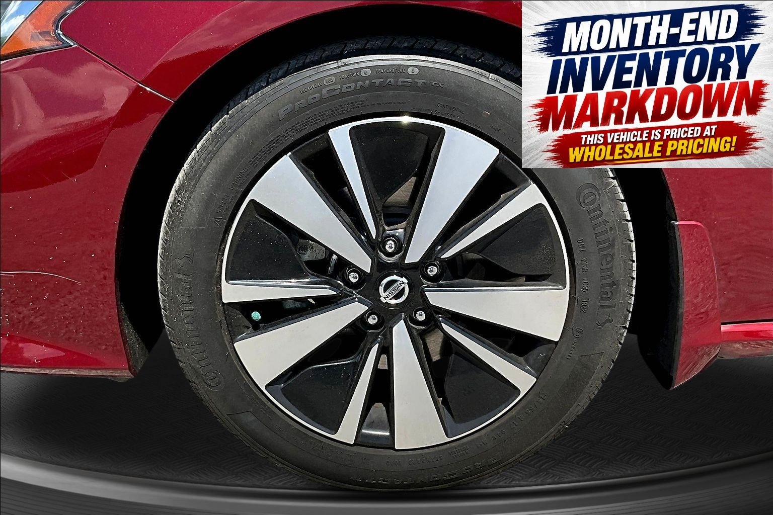 Used 2022 Red Nissan 2.5 SL image 35